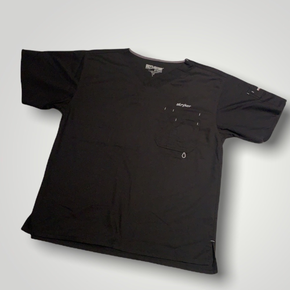 Grey’s Anatomy by Barco Men’s black scrub top L